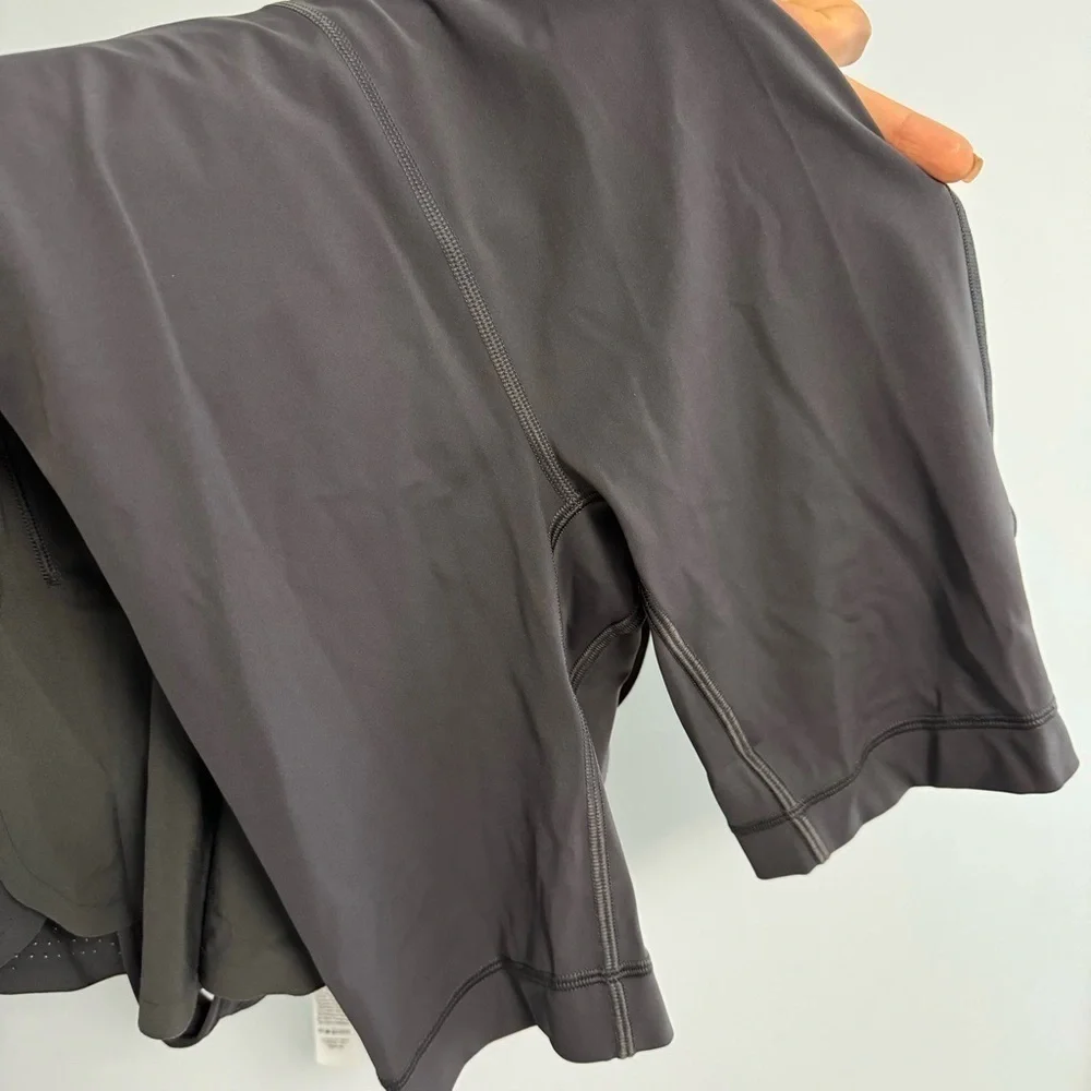 NEW! NULUX Running Dress 8” LULULEMON, Size 2